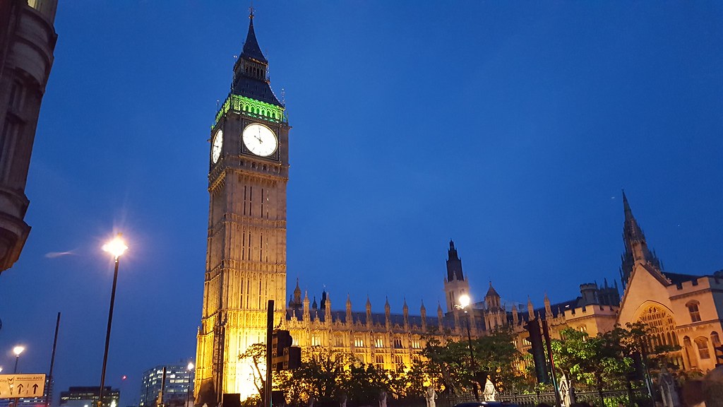 Getting Around London as a Student: 2026 Oyster Guide